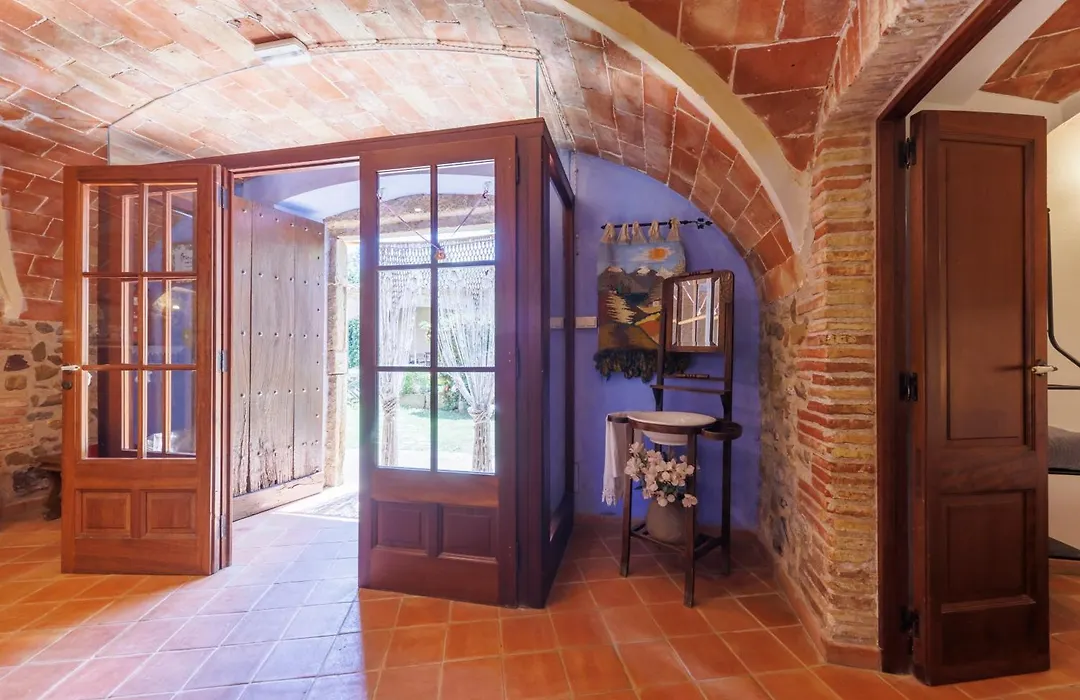 Turisme Rural - Mas Vila - Monells-1